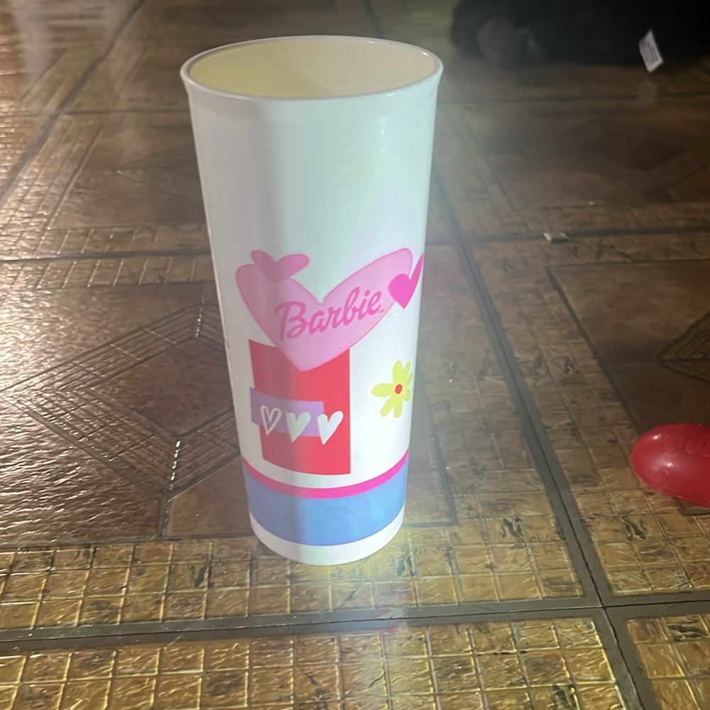 Vintage Barbie cup - Picture 2 of 4